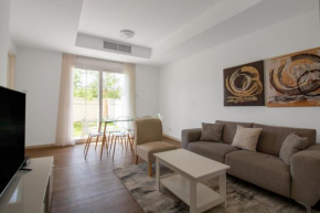 Private 2BR Villa - 2 mins to Springs Souq